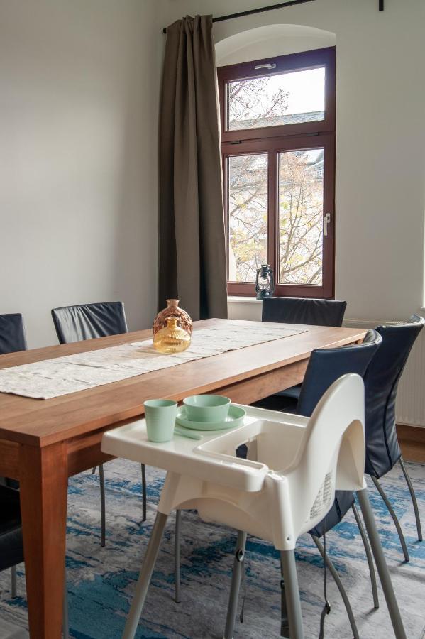 Grosse Familienfreundliche Wohnung In ドレスデン エクステリア 写真